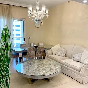 Homestay Royal Residences 2, Dubai